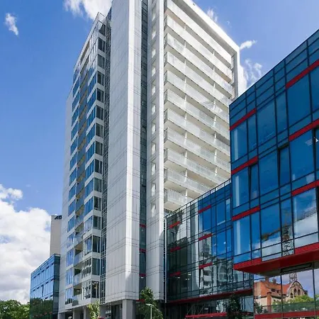Apartman 14th Floor City Center View Towarowa 37 By Renters Poznań