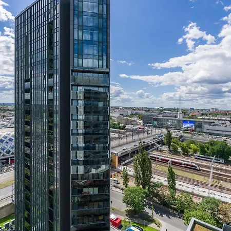 14th Floor Center View Towarowa 37 By Renters Poznań