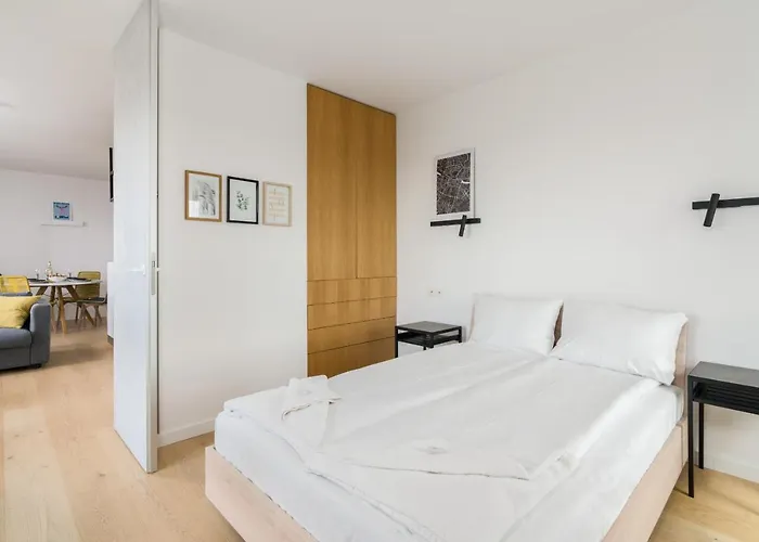 Apartamento 14th Floor City Center View Towarowa 37 By Renters Poznań